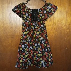 Girls dress